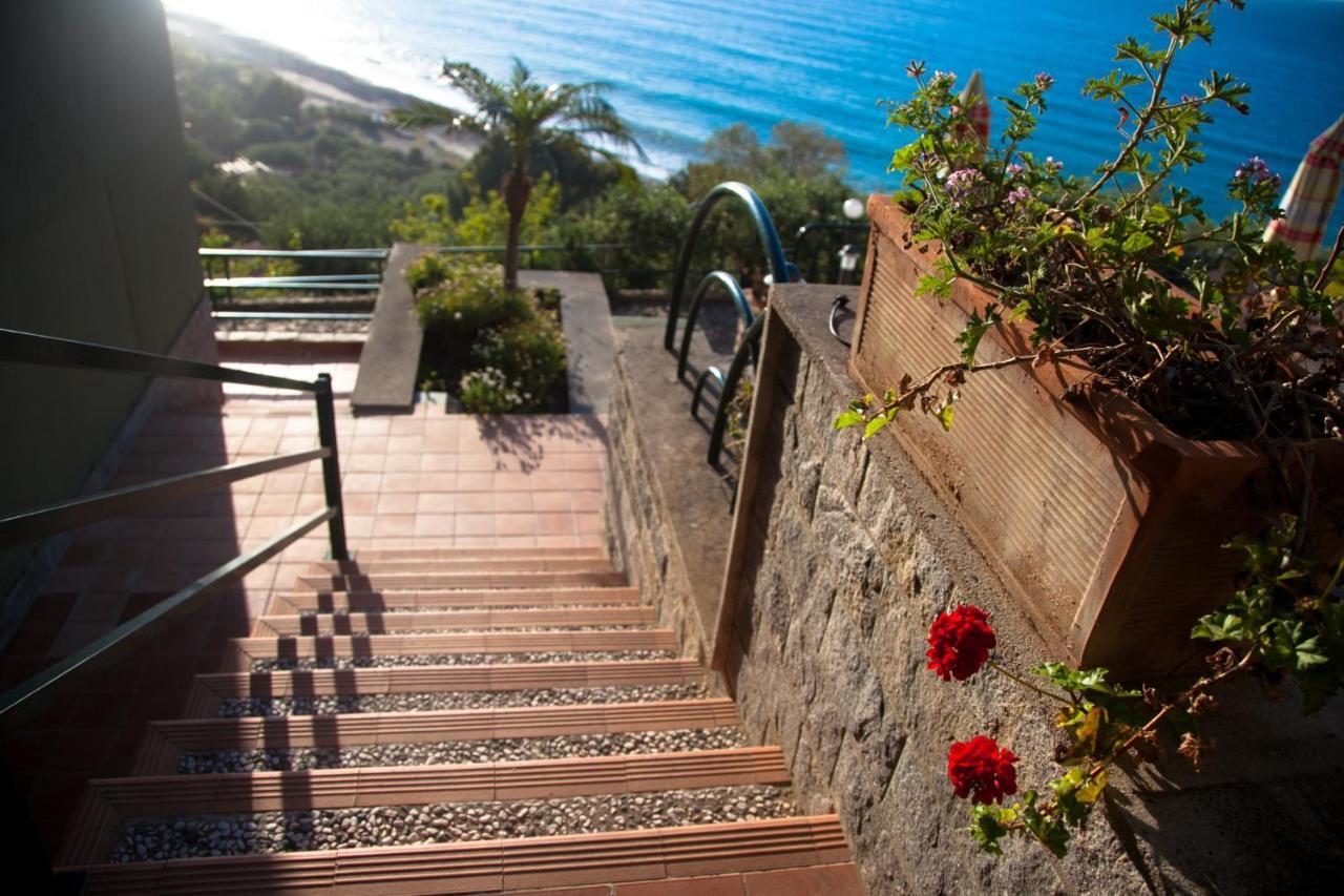 Beach Of Eden Cefalu' Exterior photo